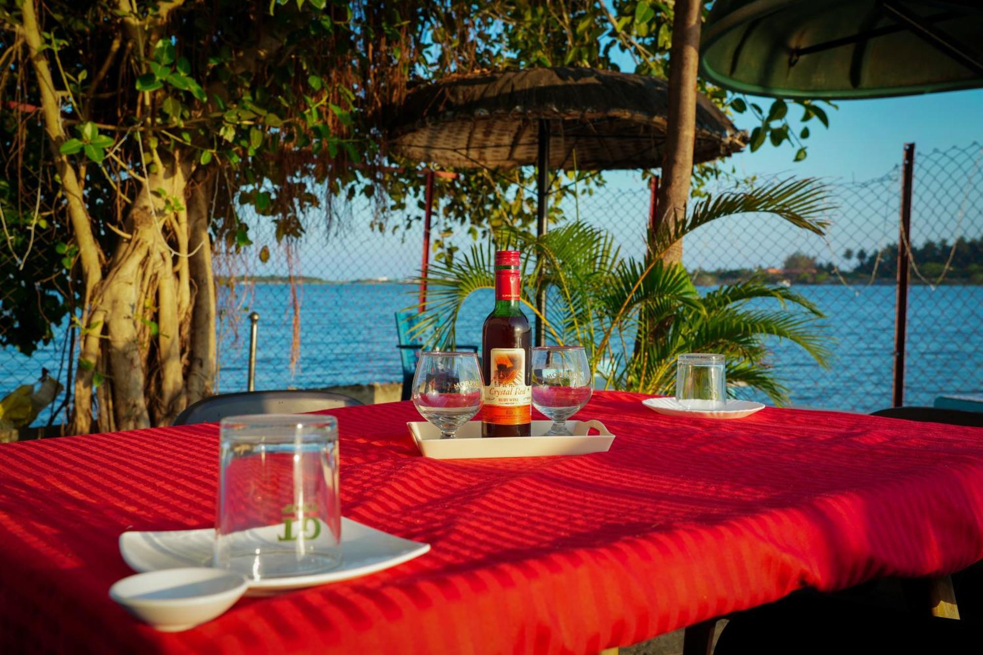 Victoria'S River View Resort Пондичерри Экстерьер фото